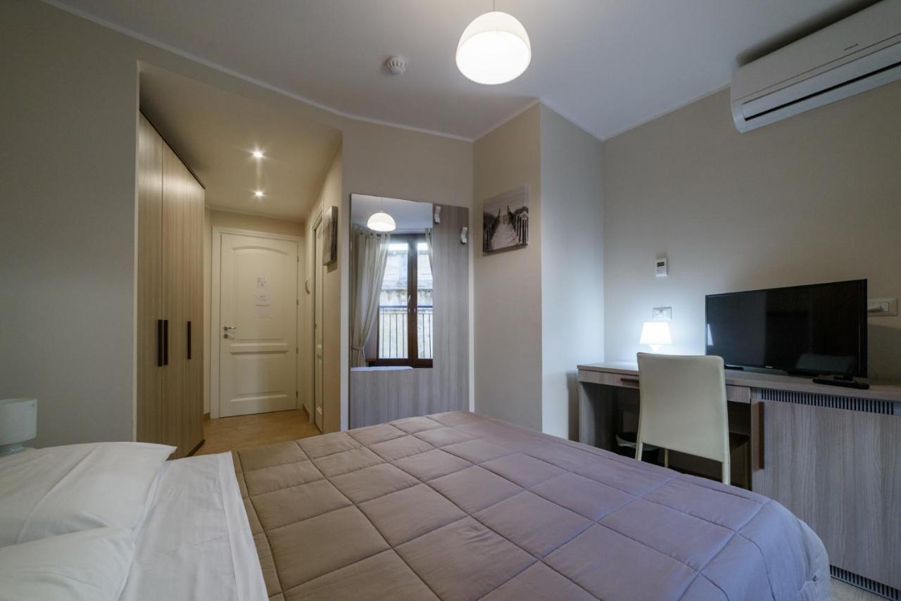 Flora Hotel Тоди Экстерьер фото